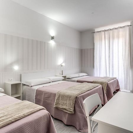 Hotel Altadomus Roma Esterno foto