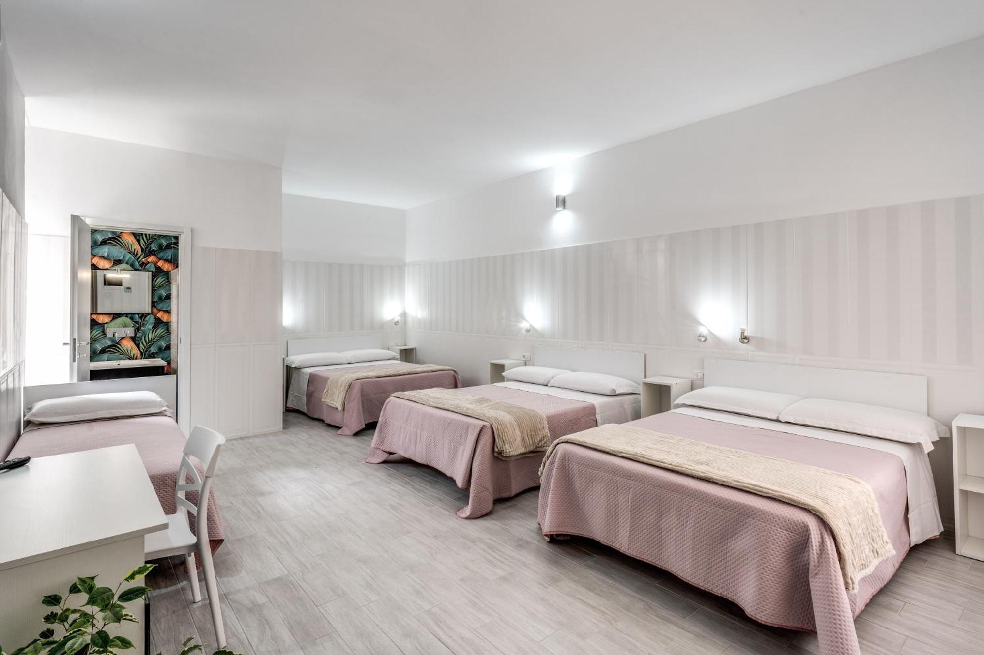 Hotel Altadomus Roma Esterno foto