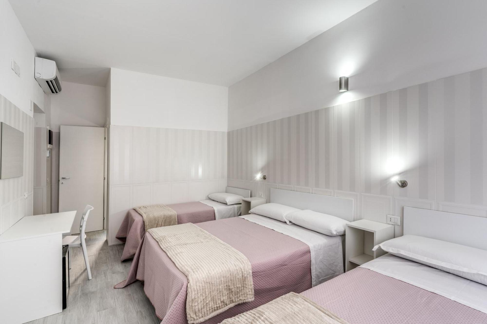 Hotel Altadomus Roma Esterno foto