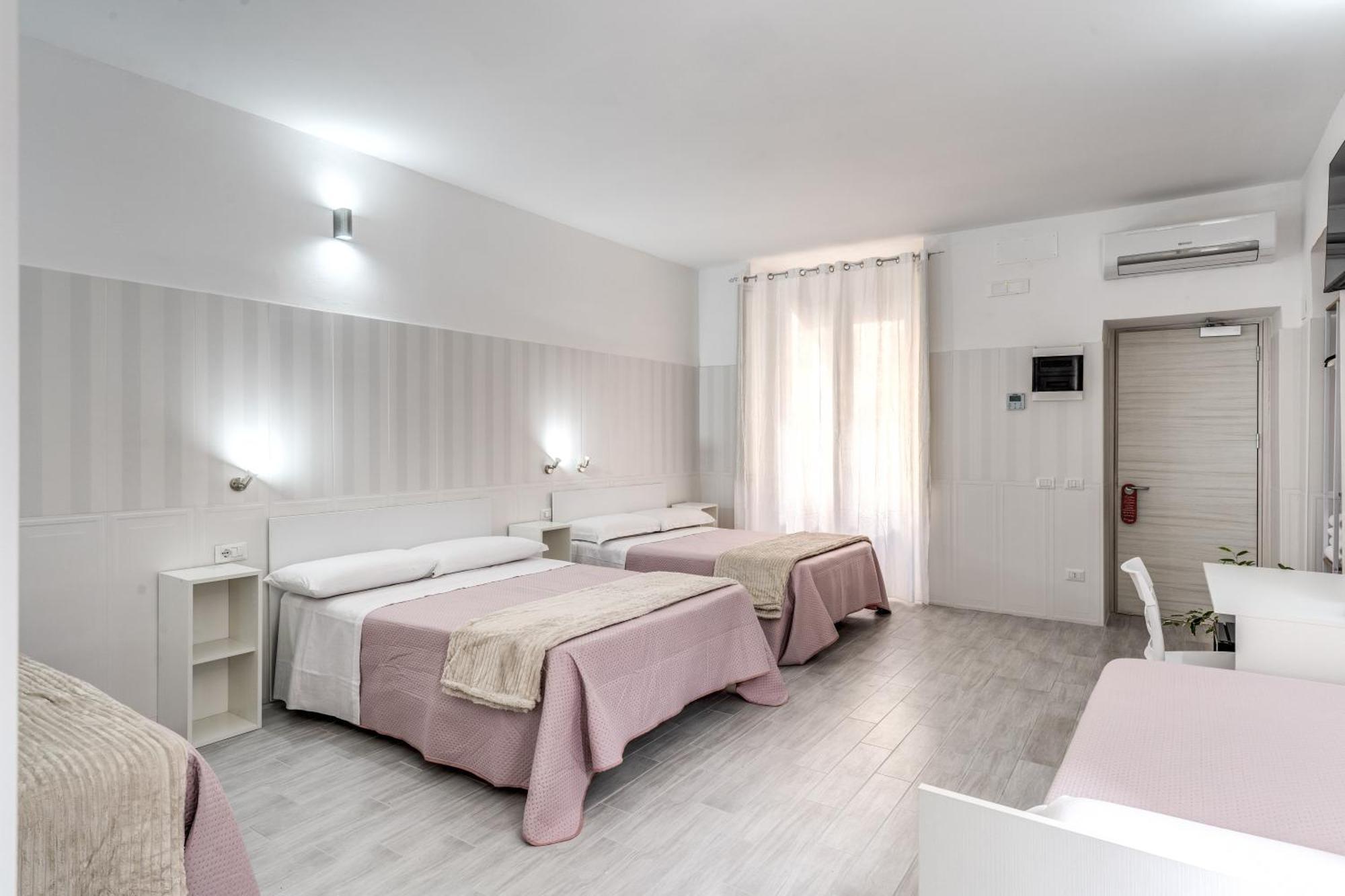 Hotel Altadomus Roma Esterno foto