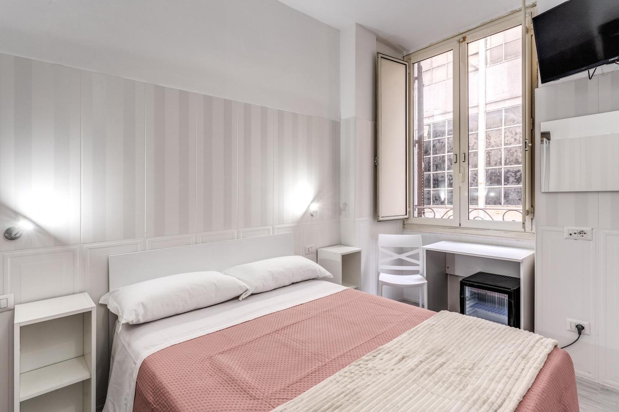 Hotel Altadomus Roma Esterno foto