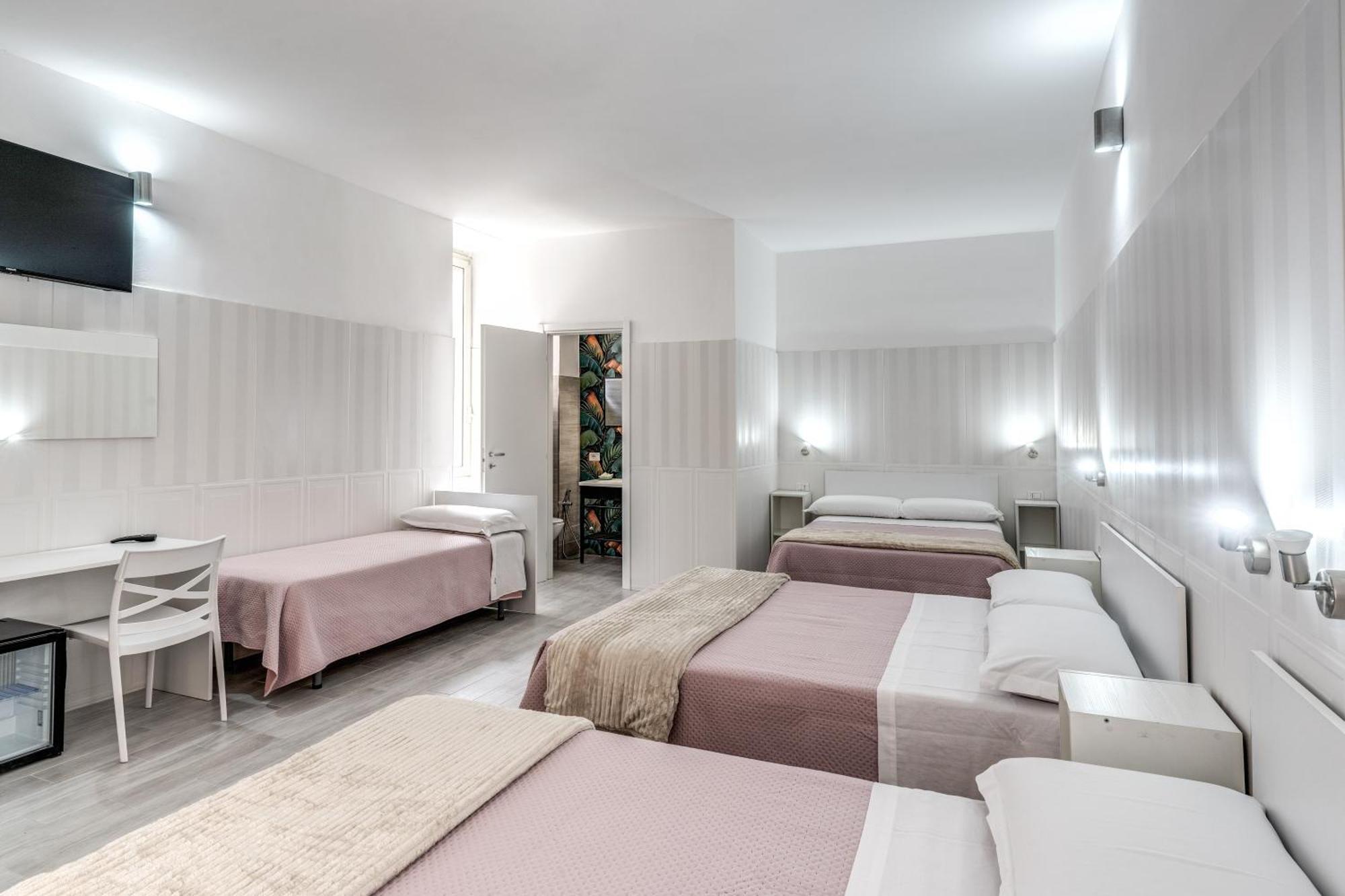 Hotel Altadomus Roma Esterno foto