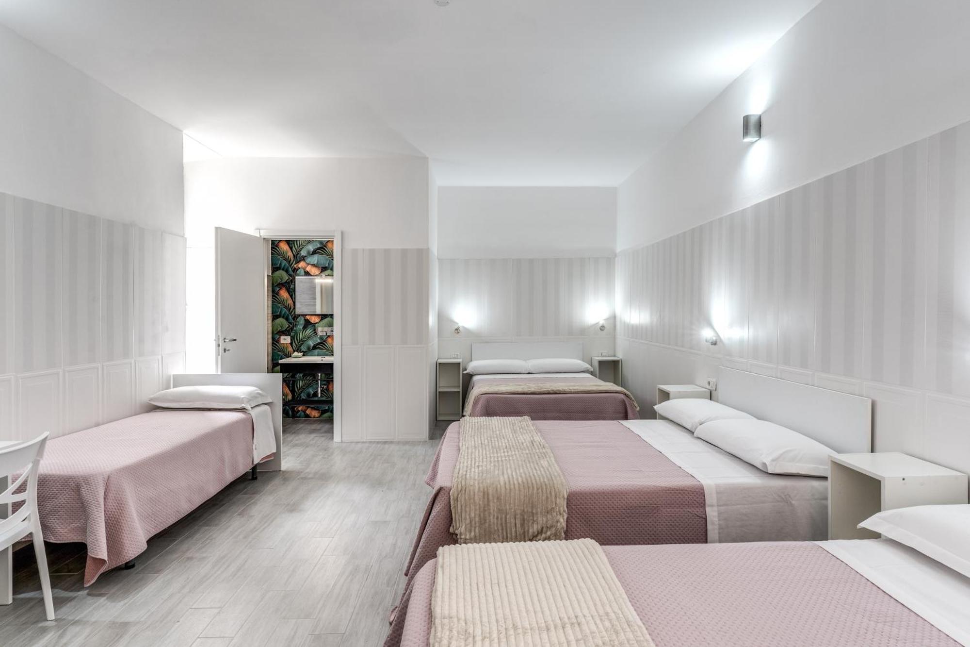 Hotel Altadomus Roma Esterno foto