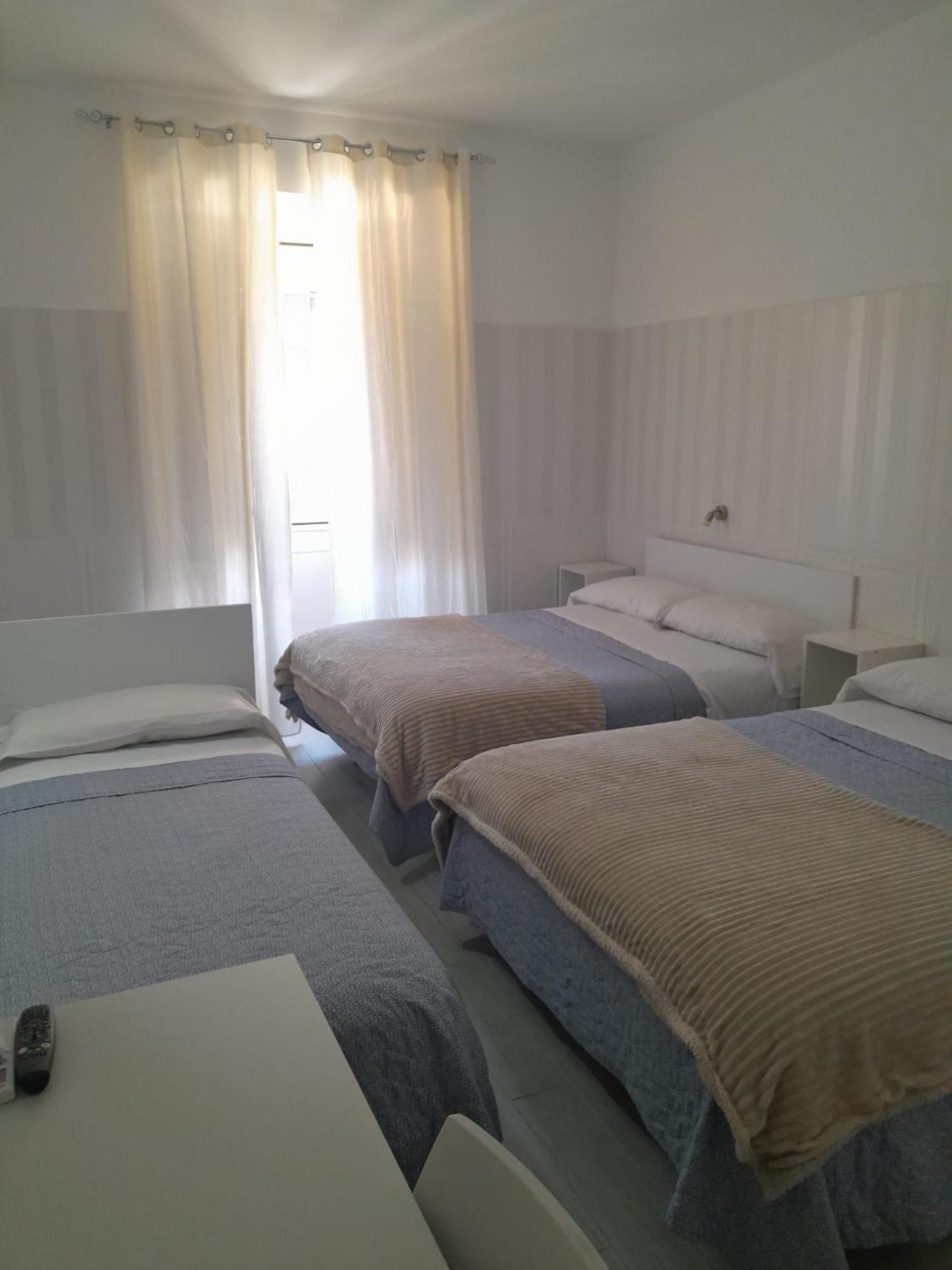 Hotel Altadomus Roma Esterno foto