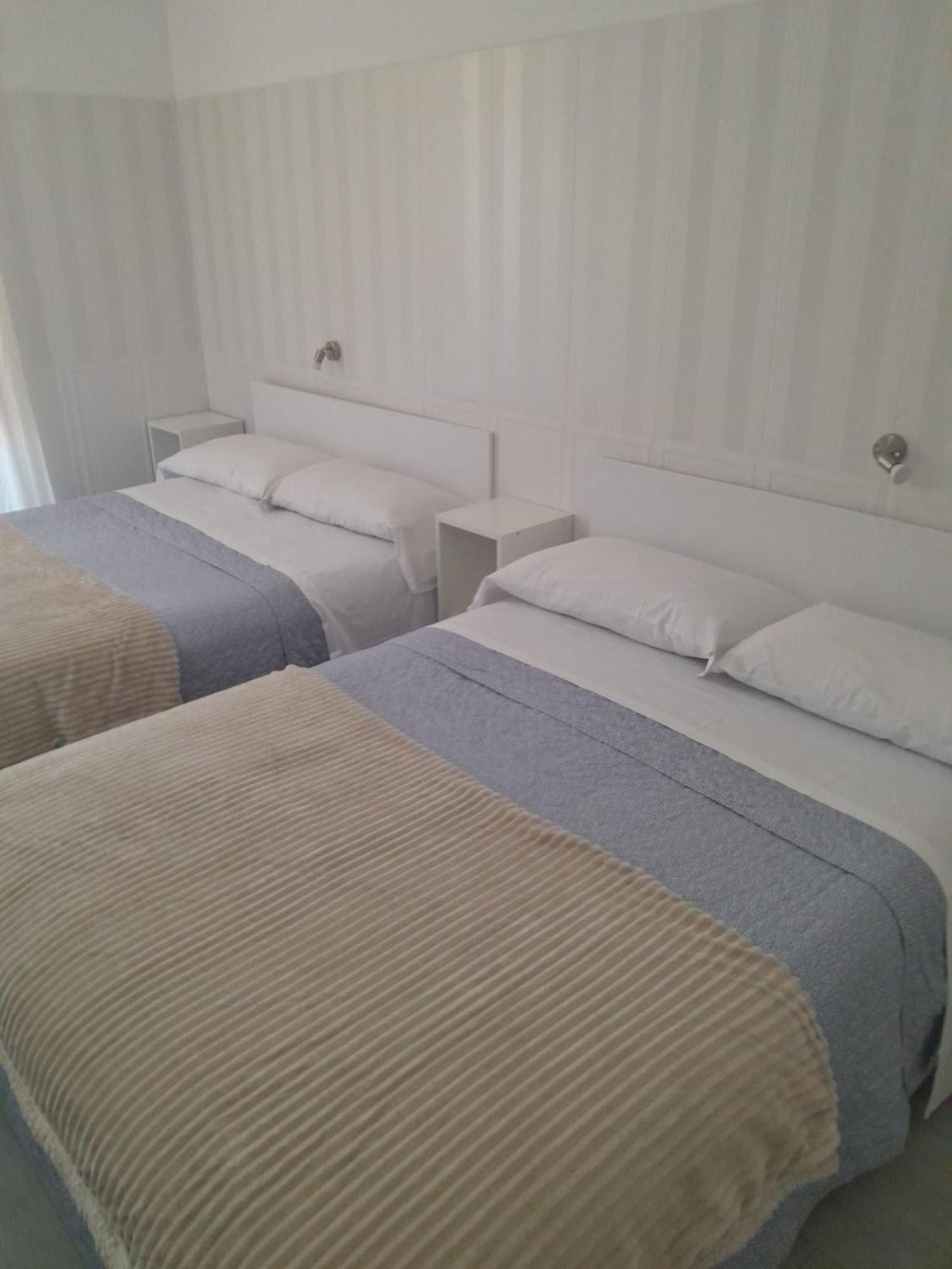 Hotel Altadomus Roma Esterno foto